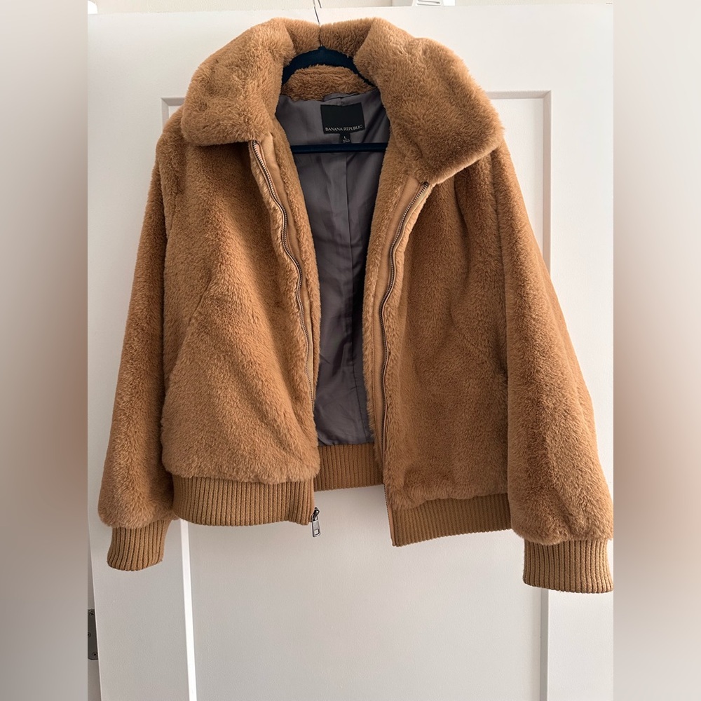 Banana Republic | Camel Faux Fur Bomber Jacket | Size L